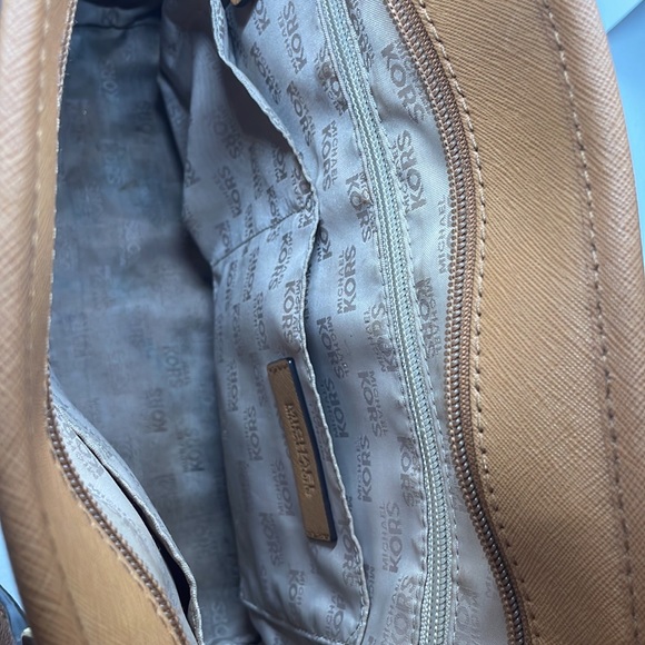 Michael Kors Tote Bag - Picture 6 of 15